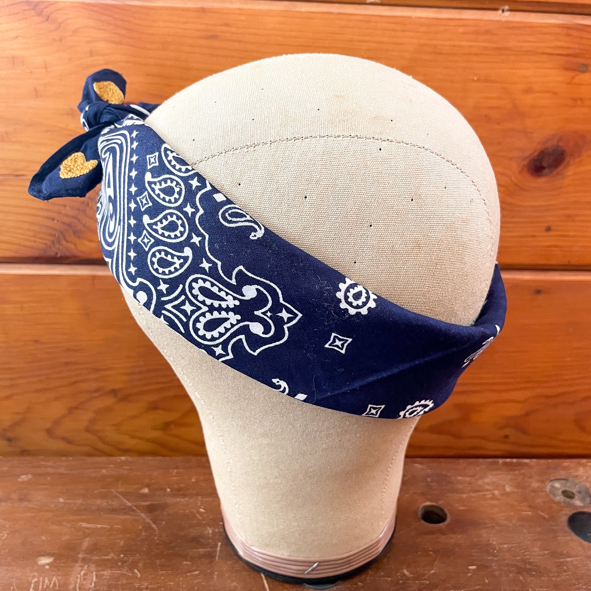 Bandana - Navy - Gold Hearts