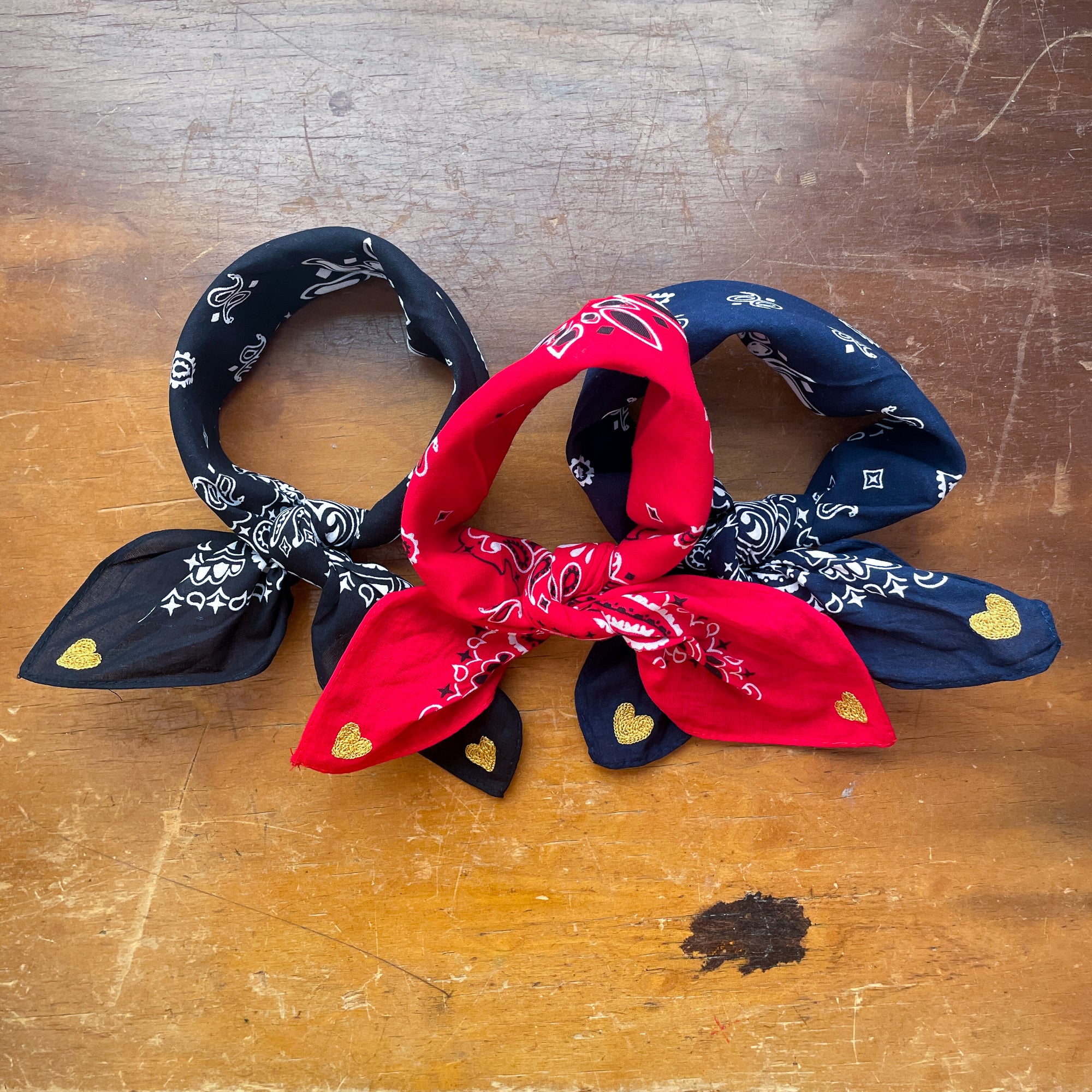 Bandana - Navy - Gold Hearts